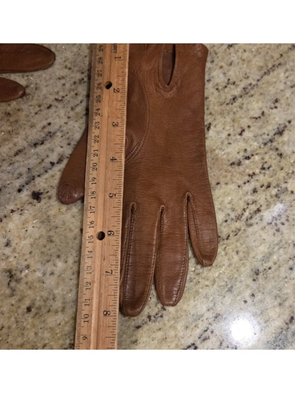 Vintage Womens Size S Brown Soft Leather Short Gloves Weave Wrist Accent